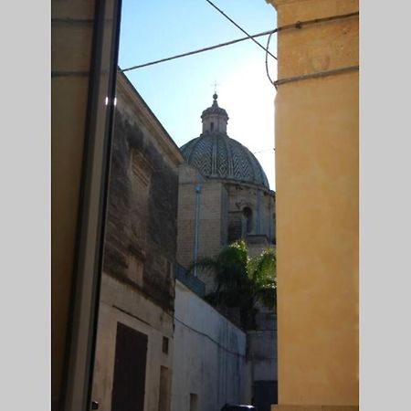 Grazioso Monolocale Nel Cuore Del Centro Storico Francavilla Fontana Exterior foto