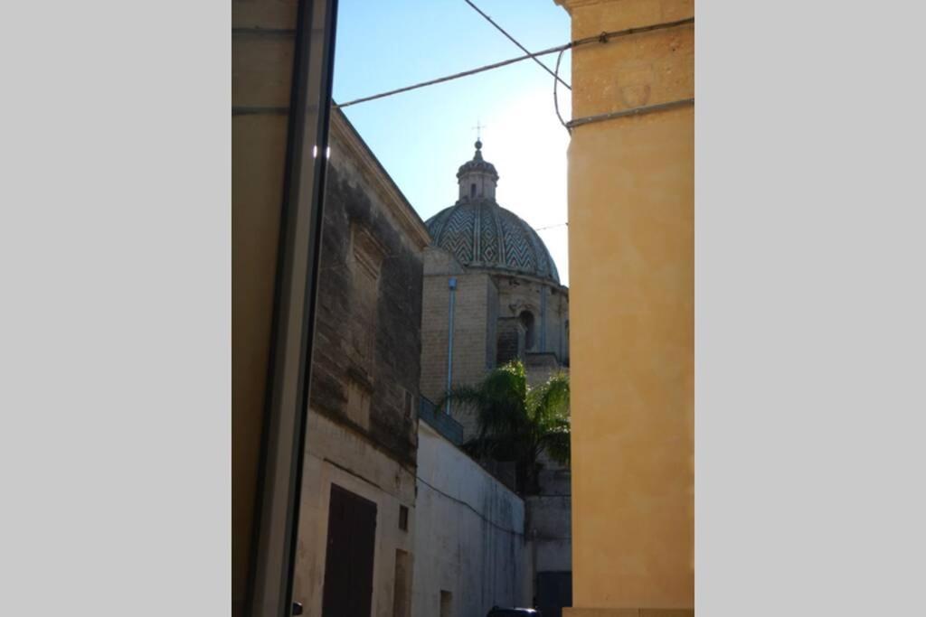 Grazioso Monolocale Nel Cuore Del Centro Storico Francavilla Fontana Exterior foto